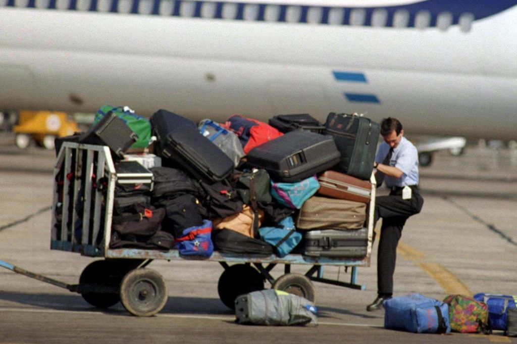 Belelli sostiene que es imposible volver a volar en septiembre.-