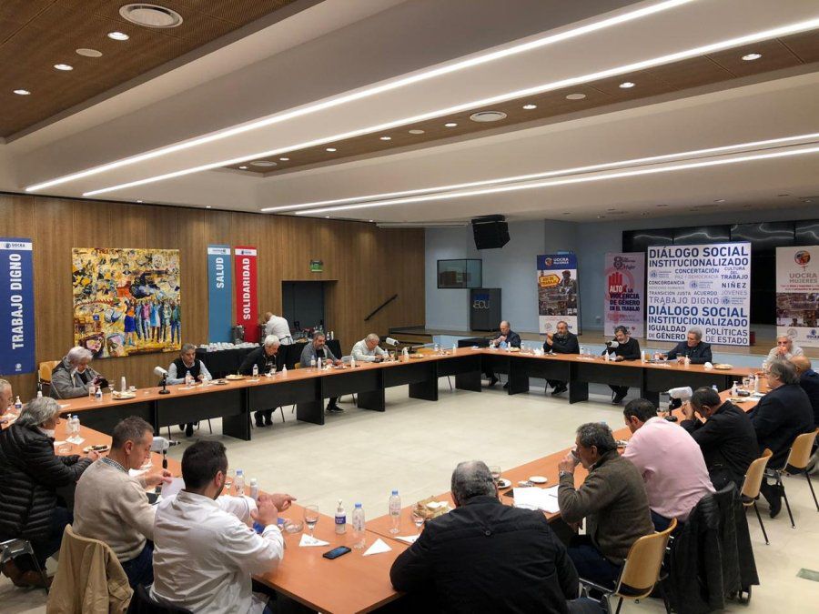 reunion de la CGT en la Uocra