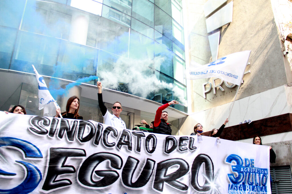 Movilización del Sindicato del Seguro. Foto: Sonido Gremial