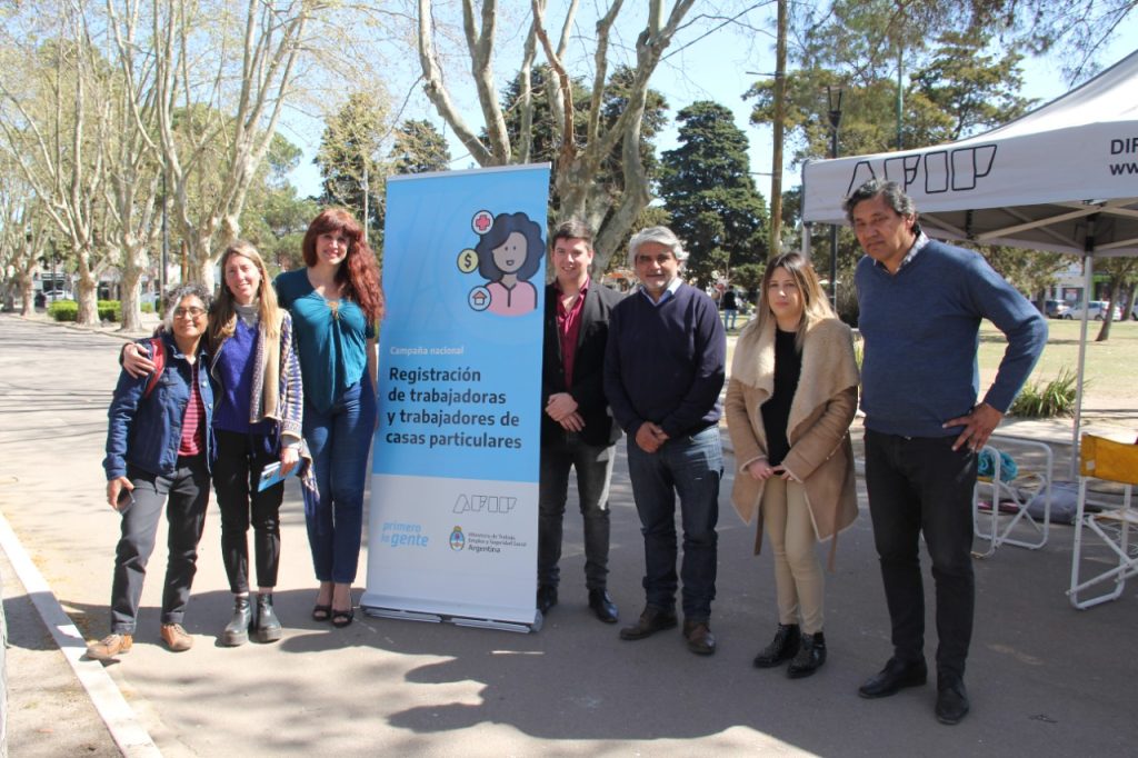 Campaña de registración de Casas Particulares. Foto: Ministerio de Trabajo PBA